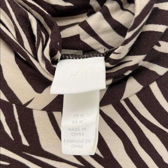 Zebra Tissue Tee - Picture 4 of 4